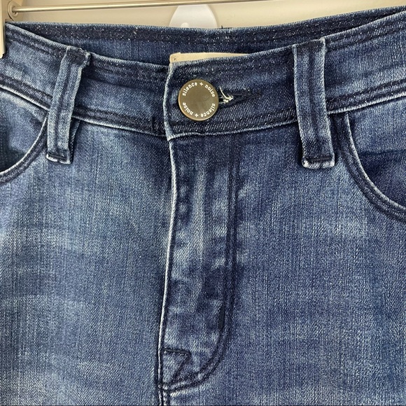ANTHROPOLOGIE Silence + Noise Dark Denim High Rise Flare Jeans Sz 27 - Picture 5 of 10